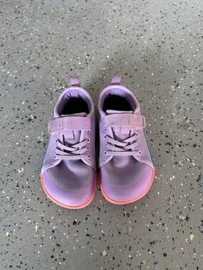 WHITIN Purple Kids Sneakers with Pink Accent (size 32, true size US 12.5-13)